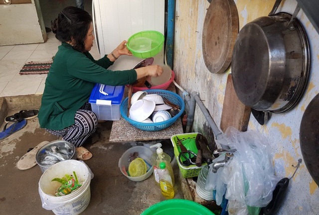 Cảm phục người phụ nữ nuôi hơn 20 công nhân thất nghiệp do dịch Covid-19