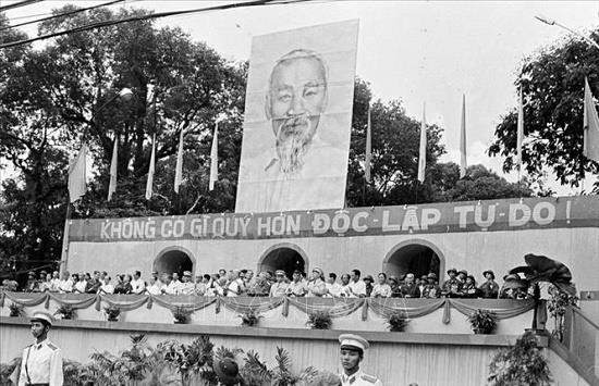 Từ Ngày Thống nhất nghĩ về 'Điều mong muốn cuối cùng'
