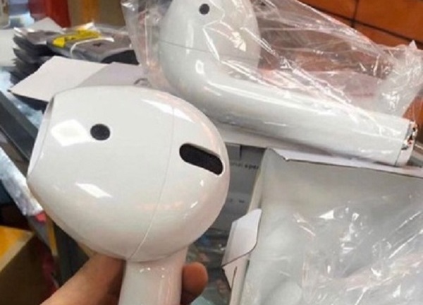 Tin tức đời sống mới nhất ngày 5/5/2020: Mua hàng qua mạng, nhận tai nghe to hơn cả đầu