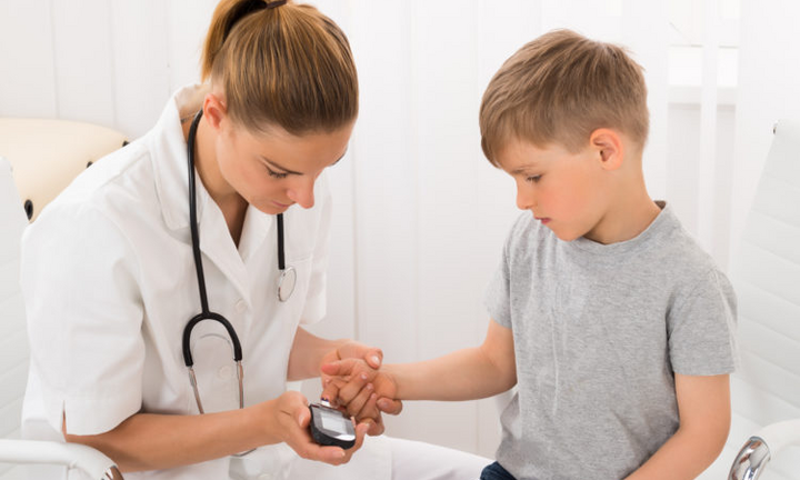 Triệu chứng đái tháo đường: Nguyên nhân, biểu hiện và cách phòng tránh 