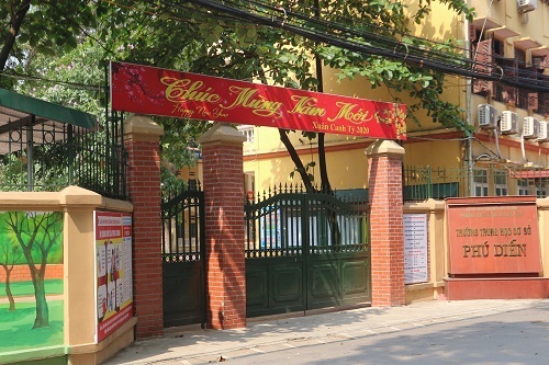 Nam sinh bị “đuổi” học vì cắt tóc khác biệt: Tranh cãi về cách xử lý của nhà trường