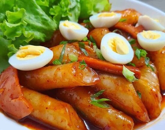 Chị em phát cuồng với cách làm món bánh gạo Tokbokki đơn giản bất ngờ