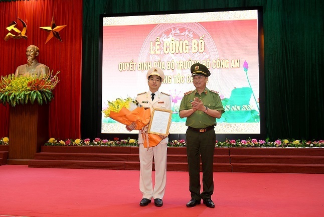 Bổ nhiệm Phó chánh Thanh tra bộ Công an, Giám đốc Công an tỉnh Hòa Bình