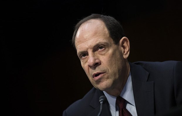 Phó Tổng Thanh tra Bộ Quốc phòng Mỹ bất ngờ từ chức