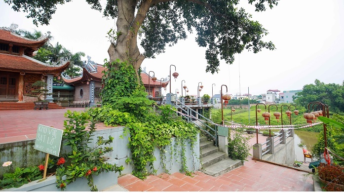 Hà Nội: Bờ sông tại khu di tích đền Ba Voi sạt lở nghiêm trọng
