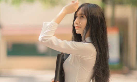 Lynk Lee khoe ảnh áo dài thỏa ước mơ từ nhỏ sau 