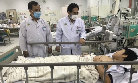 Vụ cây phượng bật gốc, đè chết học sinh ở TP.HCM: Học sinh bị thương cuối cùng được xuất viện