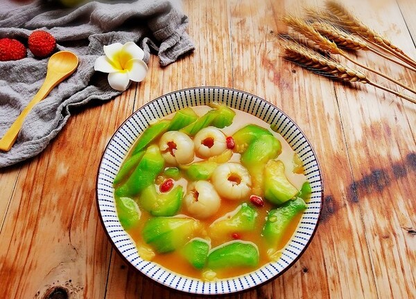 Thấy tôi cho thứ này vào món mướp xào cả nhà tròn mắt, nhưng thành quả thì ai cũng bất ngờ