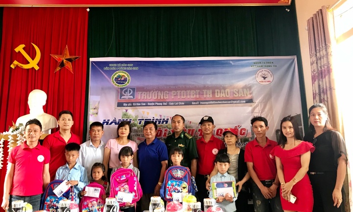 “Việt Nam Trong Tôi” và hành trình thiện nguyện ấm tình người ở xã Dào San