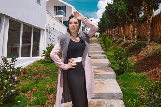 Lý Nhã Kỳ diện trang phục high-fashion, khoe dáng