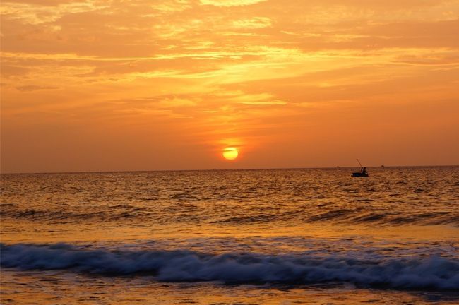 Tư vấn du lịch: Đến Quy Nhơn cắm trại ngủ lều ngay bờ biển, ngắm bình minh đẹp nao lòng