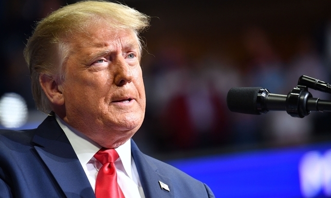 Chỉ 37% cử tri Mỹ ủng hộ cách ông Trump đối phó Covid-19