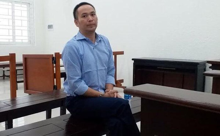 Vợ xin tòa xử chồng cũ đúng tội vì ghen tuông truy sát