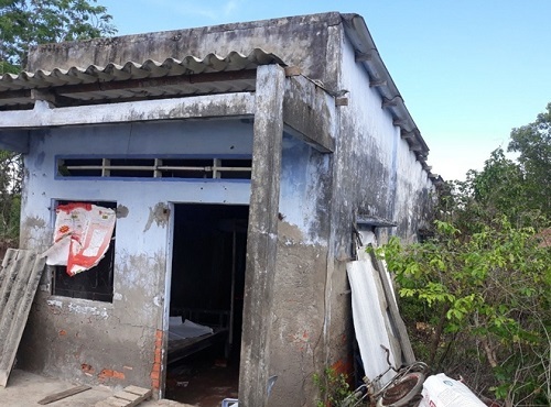 Cụ bà bị con dâu và cháu nội bỏ rơi ở căn nhà hoang đã qua đời