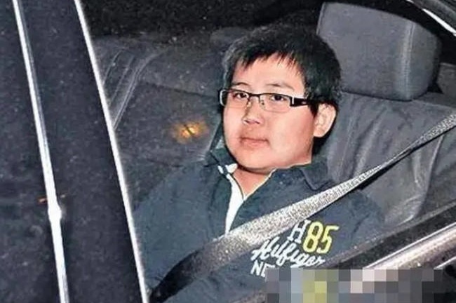 Hé lộ danh tính người con trai bí ẩn trong gia tộc vua sòng bài Macau