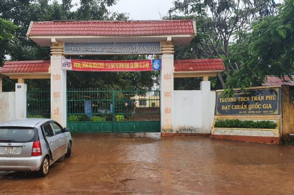Vụ thanh tra viên sở Nội vụ bị bắt vì nghi