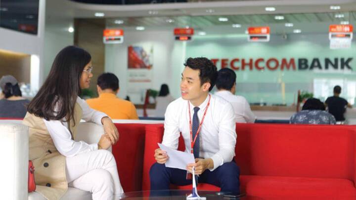 Chọn mua bảo hiểm nhóm cho nhân viên qua ngân hàng: Doanh nghiệp lợi, nhân viên vững tâm cống hiến