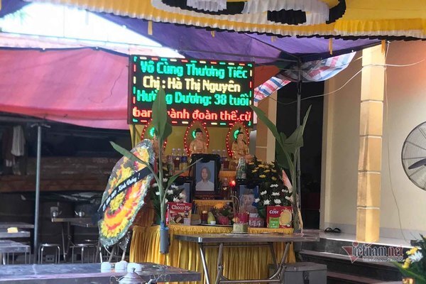 Vụ thi thể 3 mẹ con nổi trên sông: Người chồng liên tục gào khóc gọi tên vợ, con