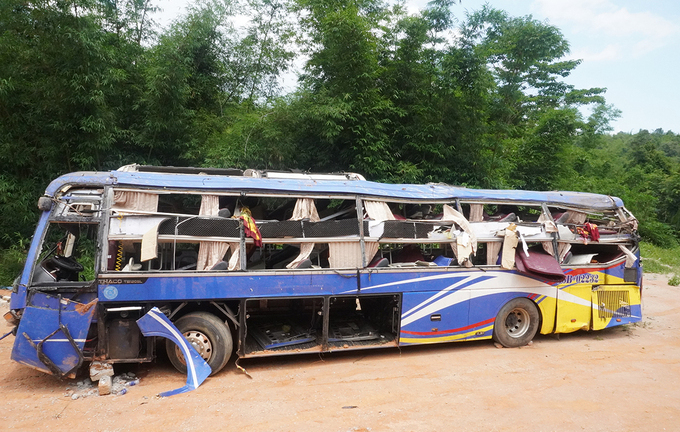 Nhân chứng vụ xe khách lao xuống vực 6 người chết: Cảm giác ớn lạnh nhưng chân vẫn bước đến cứu người