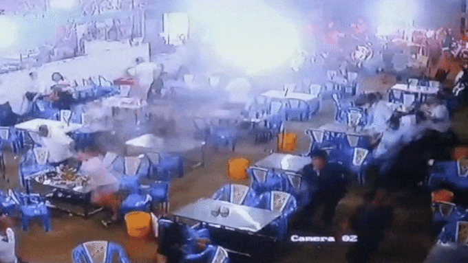 Vụ băng nhóm áo cam đánh người, đập phá quán ốc: