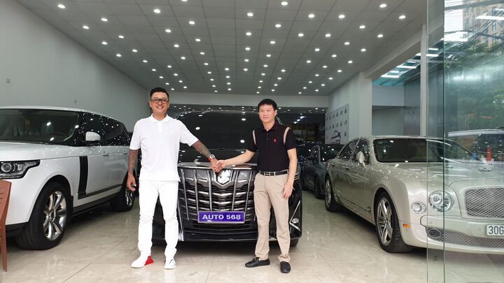 Tuấn Hưng bất ngờ chi hơn 4 tỷ tậu siêu xe Toyota Alphard sau tuyên bố tạm giải nghệ