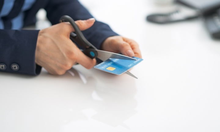 Cảnh báo các hình thức gian lận khoản vay & thẻ tín dụng