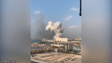 Lebanon: Hai vụ nổ lớn gây rung chuyển thủ đô Beirut, khiến hơn 4.000 người thương vong