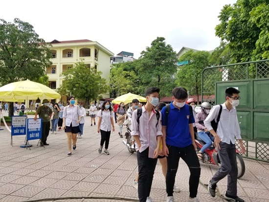Đáp án, đề thi môn KHTN Hóa học - Vật lý - Sinh học mã đề 220 tốt nghiệp THPT 2020 chuẩn nhất, chính xác nhất