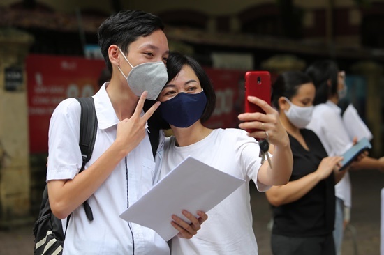 Gợi ý đáp án môn Vật lý mã đề 213-214-215 tốt nghiệp THPT 2020