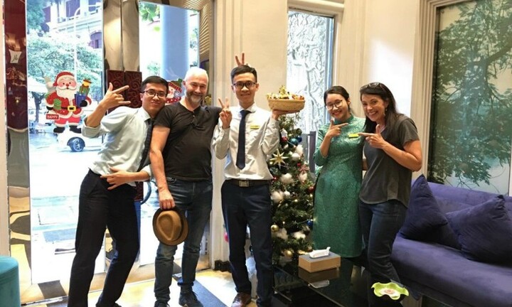 Nhân sự ngành du lịch 