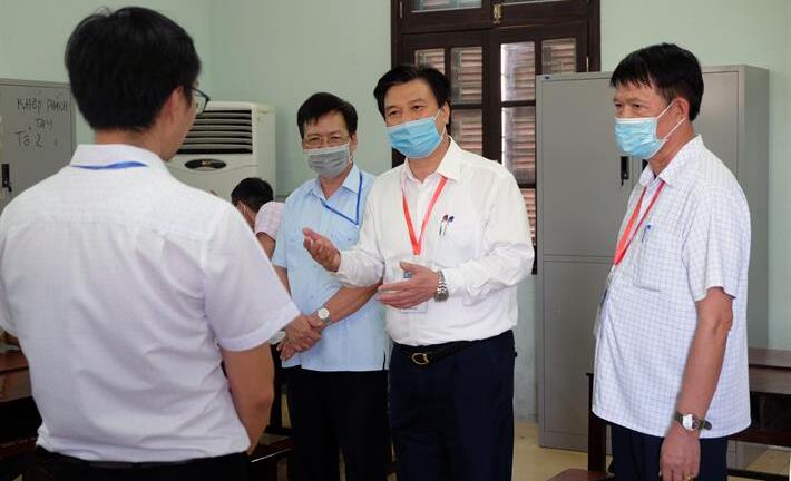 Nhiều địa phương điều chỉnh cán bộ, giáo viên chấm thi