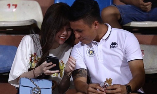 Tin tức giải trí mới nhất ngày 25/8/2020: Quang Hải đăng ảnh tình tứ với Huỳnh Anh, xóa tin đồn chia tay