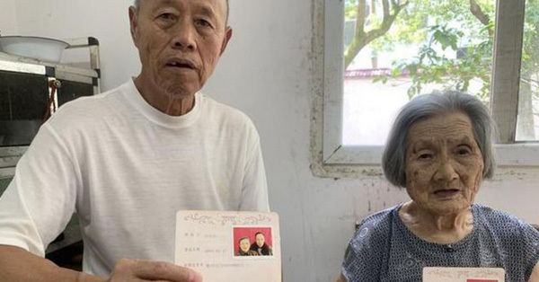 Cụ ông chưa từng có “mảnh tình vắt vai” kết hôn với cụ bà 96 tuổi khi gặp nhau trong viện dưỡng lão, bất chấp cách biệt 23 tuổi