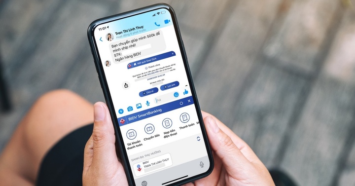 Ngân hàng Việt đầu tiên hỗ trợ giao dịch ngay trên ứng dụng chat