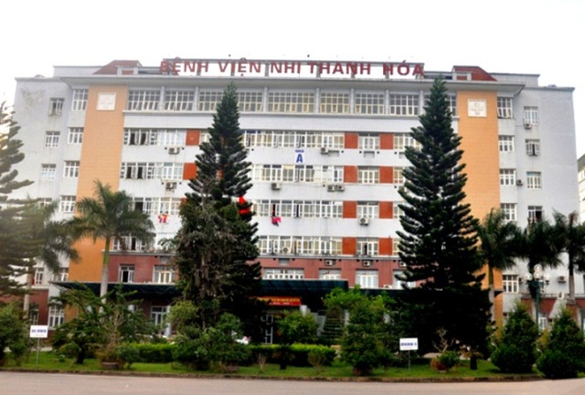 Thanh Hóa: Nghi vấn bé gái 1 tuổi tử vong do uống nhầm xăng