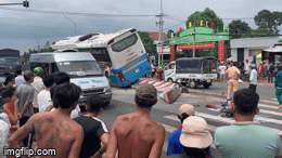 Tin tai nạn giao thông mới nhất ngày 24/9/2020: Xe khách tông chết người rồi 