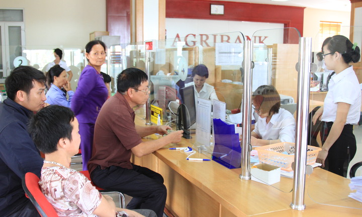 Gia tăng nguồn vốn phục vụ tiêu dùng tại địa bàn “Tam nông”, Agribank kiên định mục tiêu đẩy lùi nạn tín dụng đen