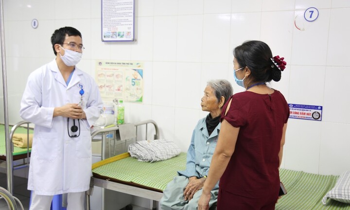 Bệnh viện đa khoa tỉnh Phú Thọ: Cứu sống cụ bà bị nhồi máu cơ tim cao tuổi nhất Việt Nam