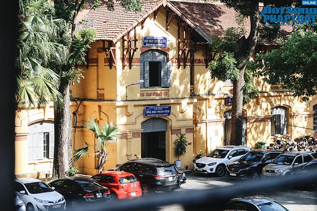 Trường đại học gần 100 năm tuổi cổ kính ở Hà Nội