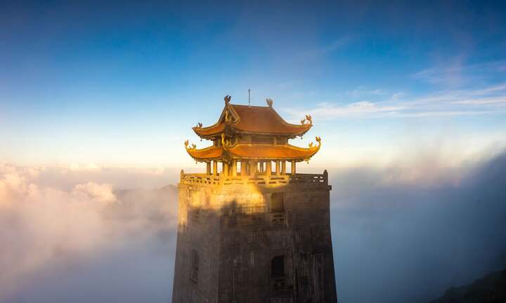 Biển mây Fansipan “dậy sóng” mạng xã hội 