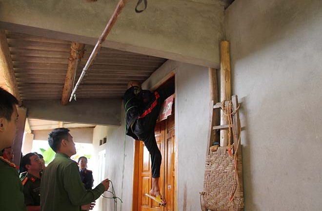 Tin tức pháp luật mới nhất ngày 24/10/2020: Tình tiết mới vụ nam sinh lớp 10 sát hại người phụ nữ trong đêm