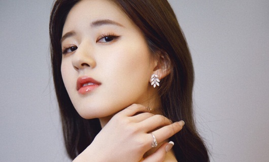 Triệu Lộ Tư liên tục 