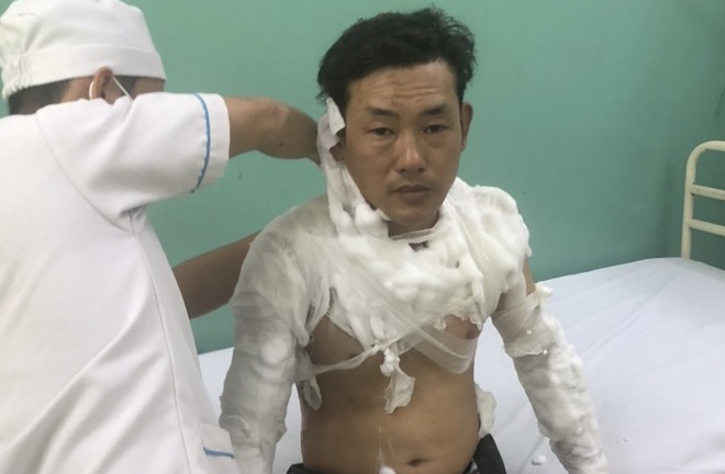 Vụ cướp ngân hàng, tẩm xăng dọa tự thiêu ở TP.HCM: Lời kể của nhân chứng