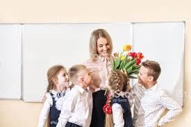 Ngày Nhà giáo ở các nước trên thế giới: Nơi tặng quà quá đặc biệt, nơi có hoạt động cực độc lạ