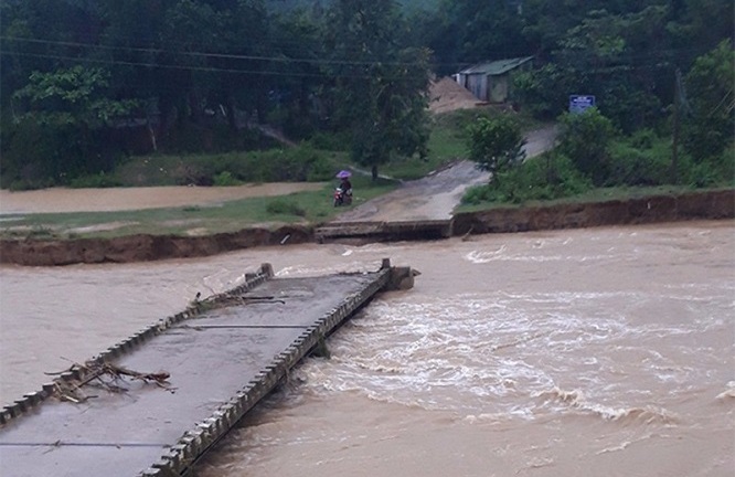 Mưa lũ phức tạp tại Khánh Hòa, hơn 15.000 sinh viên Nha Trang nghỉ học