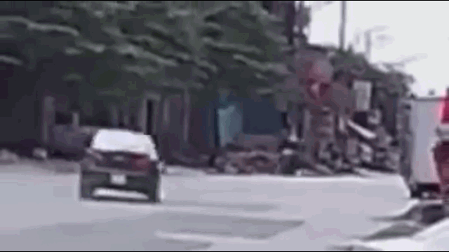 Vụ ô tô hất văng bé trai lên mái nhà ở Thái Nguyên: Tài xế chưa bằng lái, mượn xe đi ăn tiệc