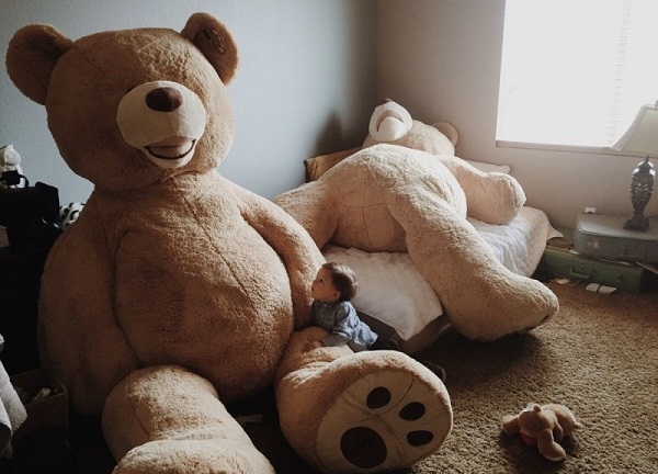 Quen tay để 7 vật này cạnh giường ngủ bảo sao sức khỏe ngày càng yếu, làm gì cũng không may mắn