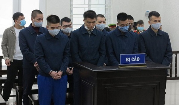 Quay clip, tống tiền cảnh sát giao thông, nhóm đối tượng
