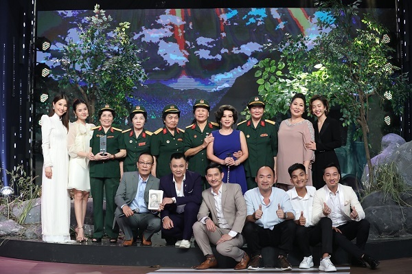 Trung đội nữ lái xe Trường Sơn: Dũng cảm, kiên cường và hồn nhiên giữa khói đạn