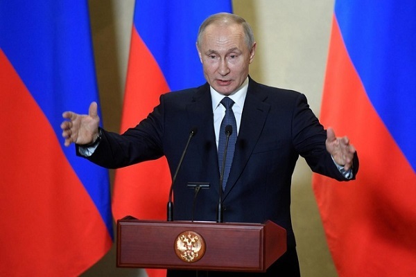 Tổng thống Putin ký luật cho phép cựu tổng thống trở thành nghị sĩ trọn đời